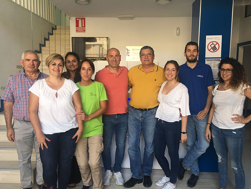 21 empleados de Semilleros Saliplant y Granada La Palma certifican su nivel de inglés gracias a los exámenes BEC